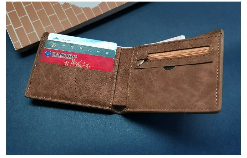 Neue Herren-Brieftasche Kurz Gefrostetes Leder Portemonnaie Retro Zweifach Faltbares Vertikales Portemonnaie Jugend Koreanisches Multi-Karten Portemonnaie 2022 Luxus Portemonnaie