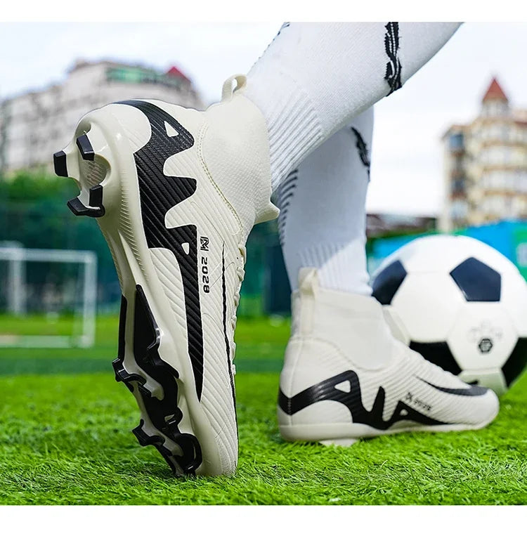 Chaussures de football roses tendance pour hommes, légères et professionnelles, chaussettes intégrées, chaussures de football pour hommes, antidérapantes, originales, baskets de football pour l'extérieur