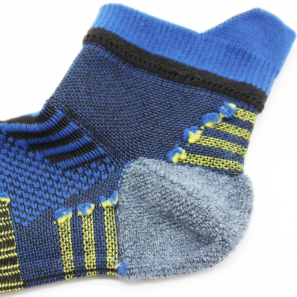 5 Paar neue Herrensocken, Frühling, knöchelhoch, dick gestrickt, Sportsocken, Outdoor, Fitness, atmungsaktiv, schnell trocknend, strapazierfähig, kurze Laufsocken