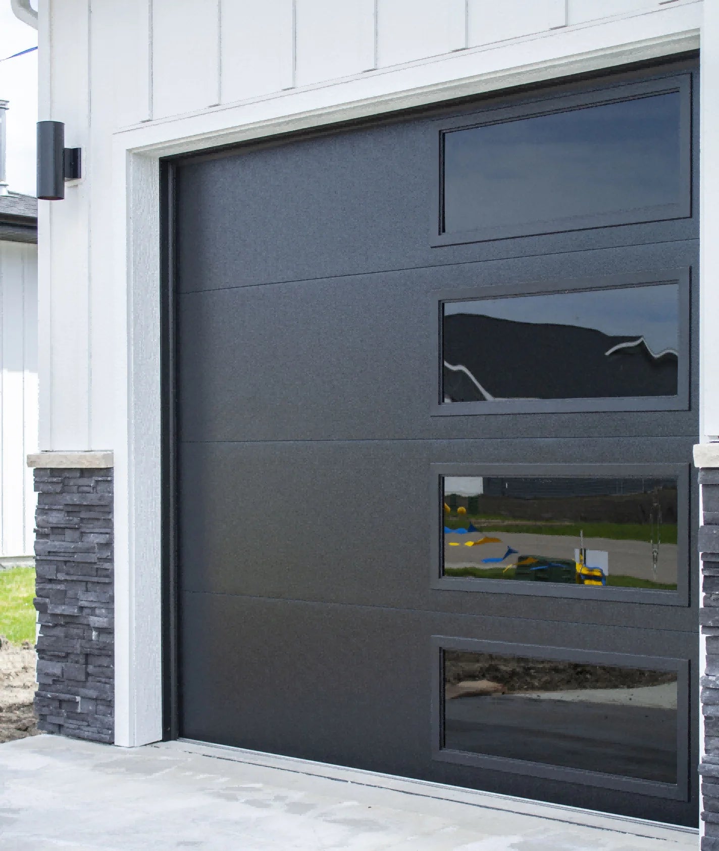 Custom Frosted Glass Remote Control Garage Door Electric Automatic Aluminum Sectional Garage Door with Anti-theft Performance