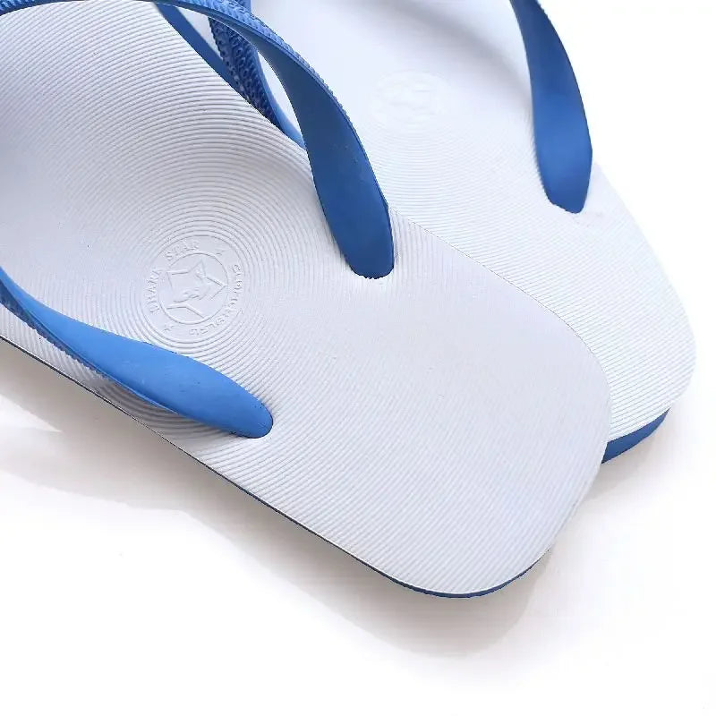 Tongs Enfant, Pantoufles d'Été, Tongs Décontractées Antidérapantes pour Garçons, Respirantes, Couleur Unie, Confortables pour la Plage