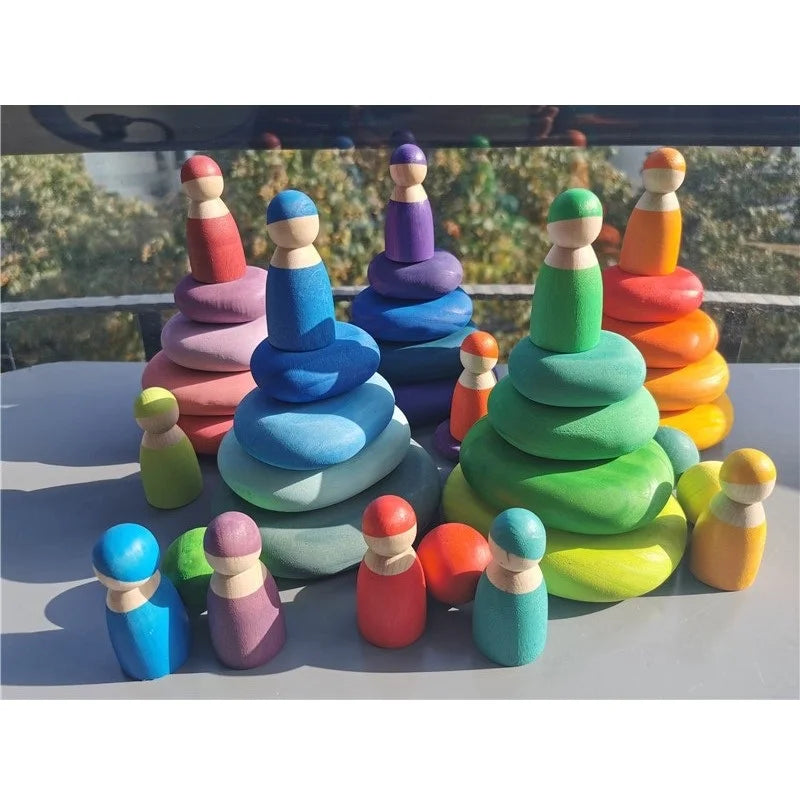 Holzspielzeug für Kinder Regenbogenfluss-Kieselsteine Puppen Ringe Bälle Bau- und Stapelklötze