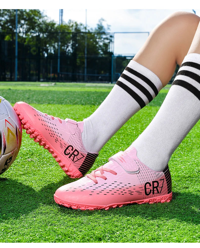 Nouvelles Chaussures de football pour enfants, Chaussures d'entraînement de football d'extérieur pour garçons et filles, Crampons de football à scratch, Baskets de futsal 28-39