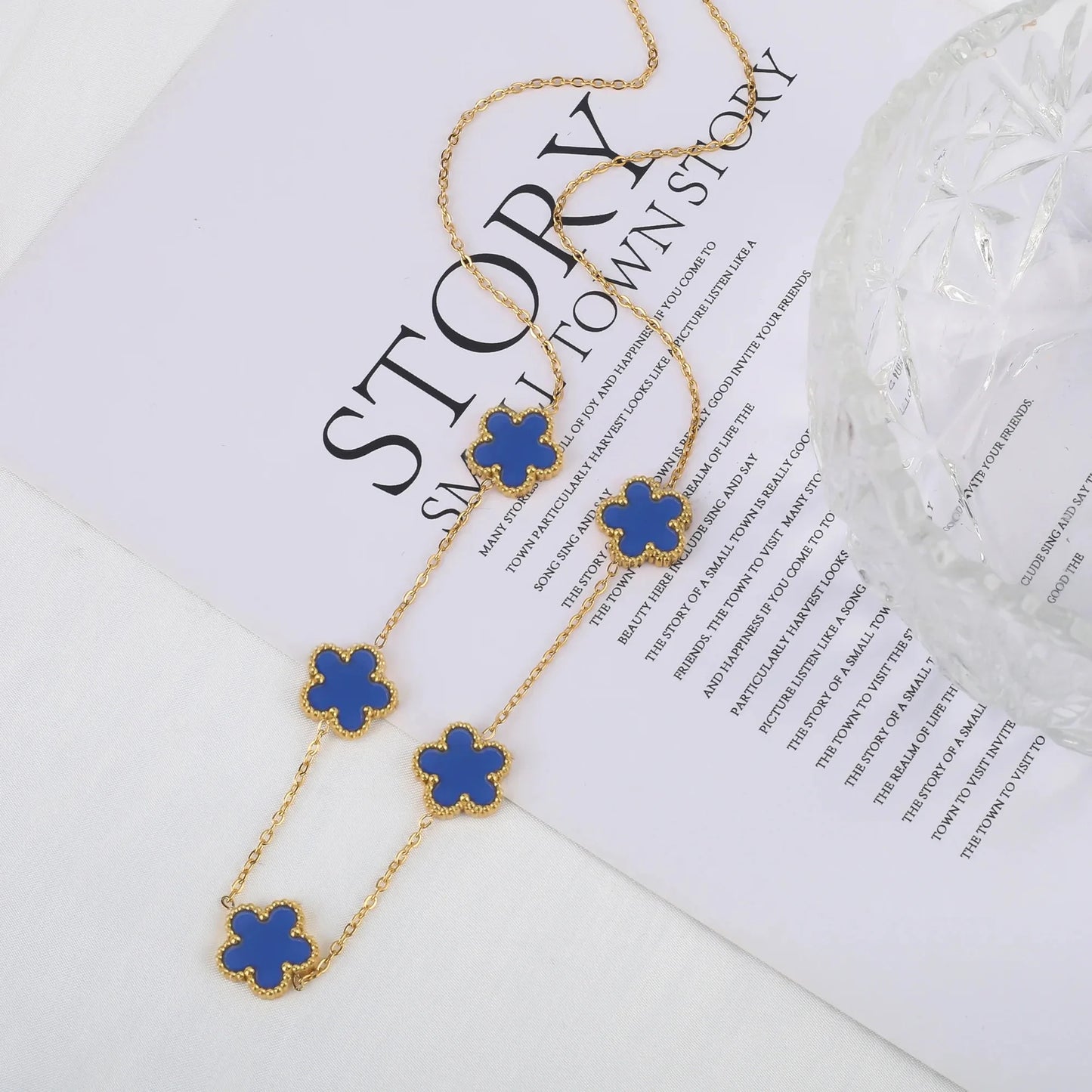 Heiße Schmuckverkäufe Edelstahl Fünfblumen-Halskette Armband Ohrringe Set Damenschmuck mit hohem Anspruch Kleeblatt Schmuck Party