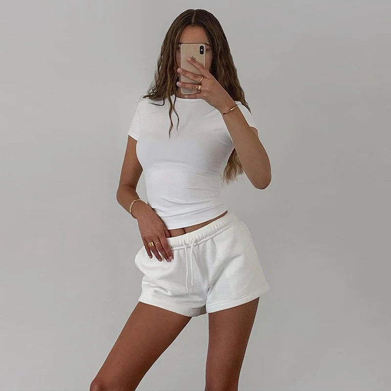 2025 Printemps Nouveau T-shirt à Manches Courtes Femme Uni Simple Décontracté Doux Polyvalent Chaud Basique Crop Tops Tees Mode d'Été