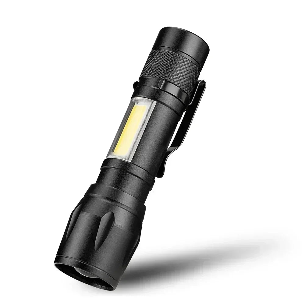 Tragbare Mini-LED-Taschenlampe Leistungsstarke 3*Docht Kleine Taschenlampe USB Wiederaufladbare Starke Lichtlaterne Superhelle Kappenclip-Lampe