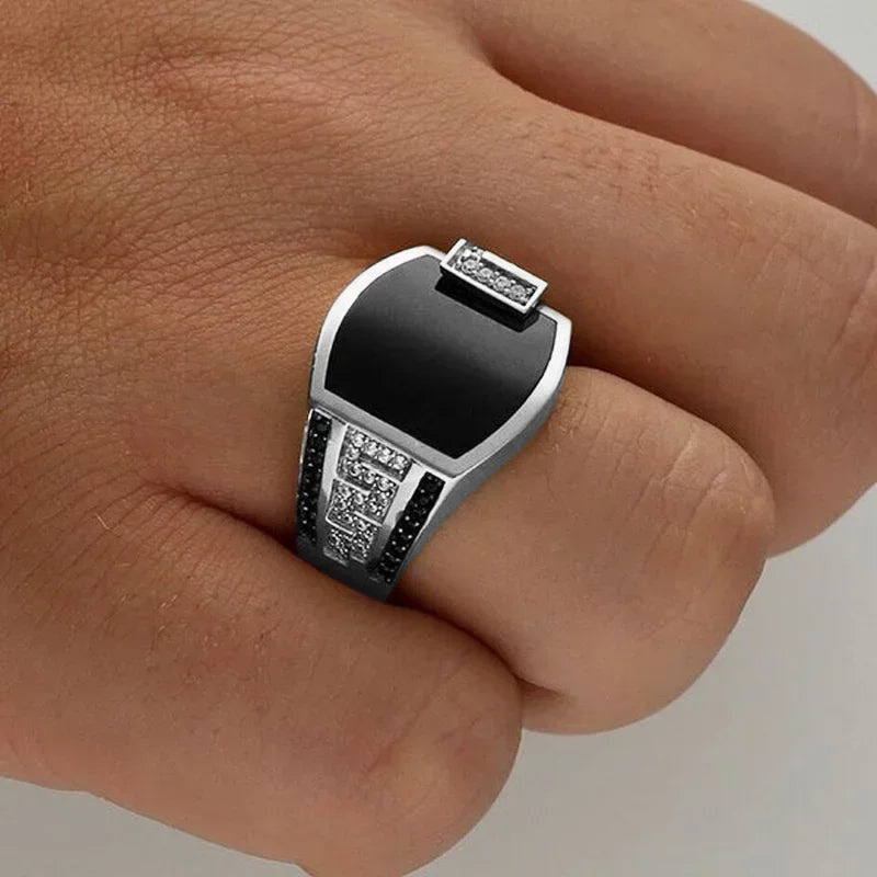 Nouvelles bagues brillantes en métal 2023 pour hommes, anneaux géométriques larges, chevalière carrée, style punk, bijoux fantaisie, vente en gros