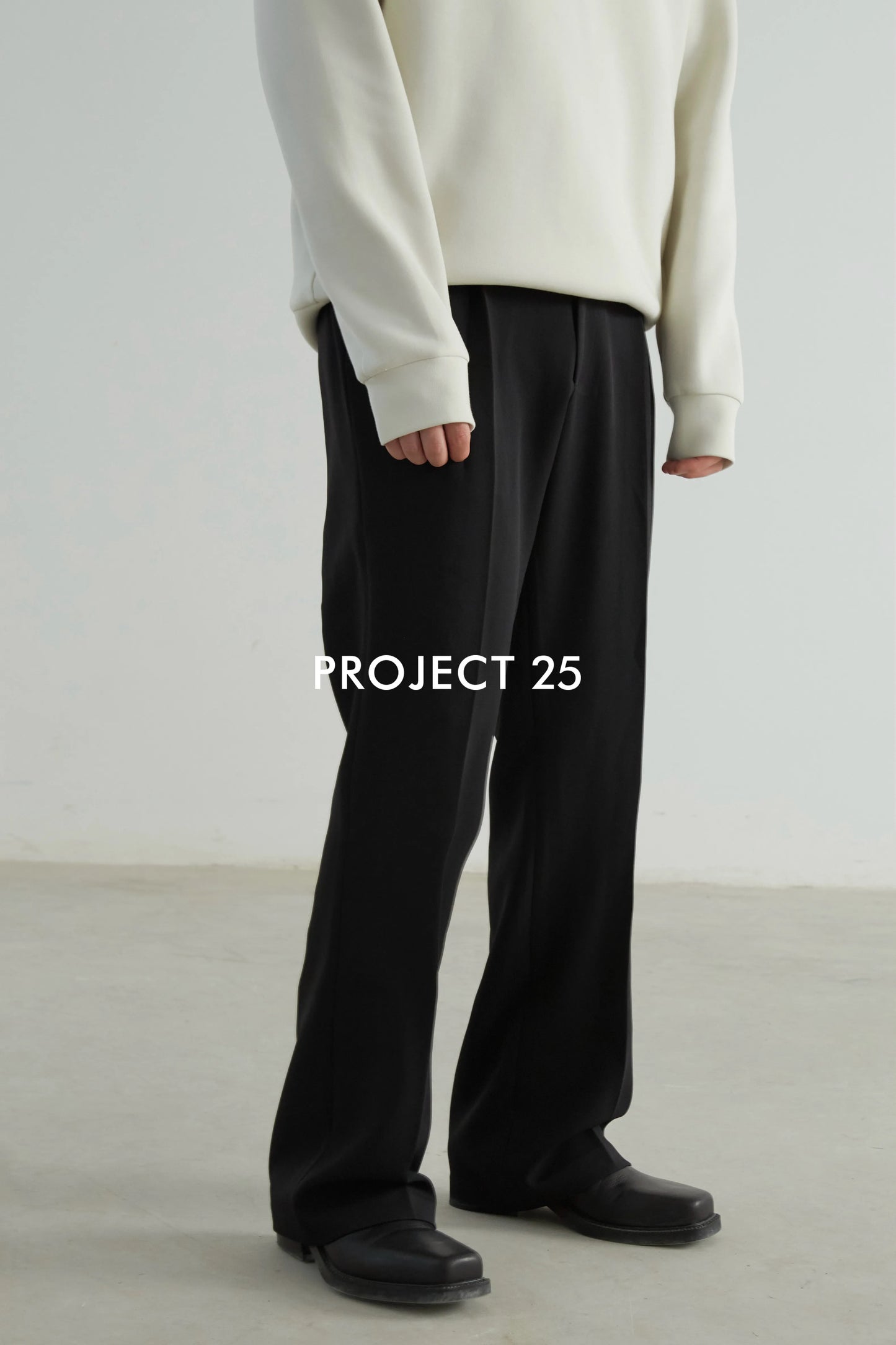PROJECT 25 Herren-Hose, Schwarz, gerades Bein – Knitterarm, elegant fallend, lockere Passform & vielseitige Casual-Anzughose