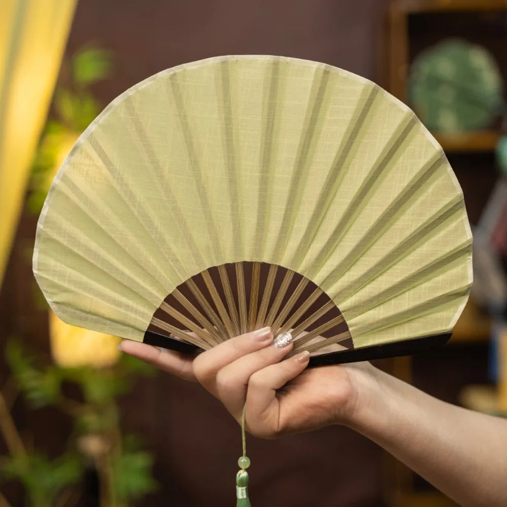 Mini ventilateur créatif rétro en coquillage, éventail pliable en tissu coton lin chinois, éventail portable de style chinois doux, cadeau éventail