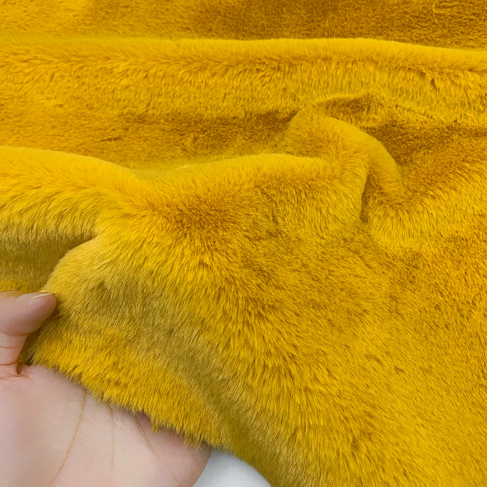 10mm Pile Length Fur Fabric Polyester Imitation Fur Fabrics Handmade DIY Encryption Thickening Fake Rabbit Hair Fur Plush Fabric