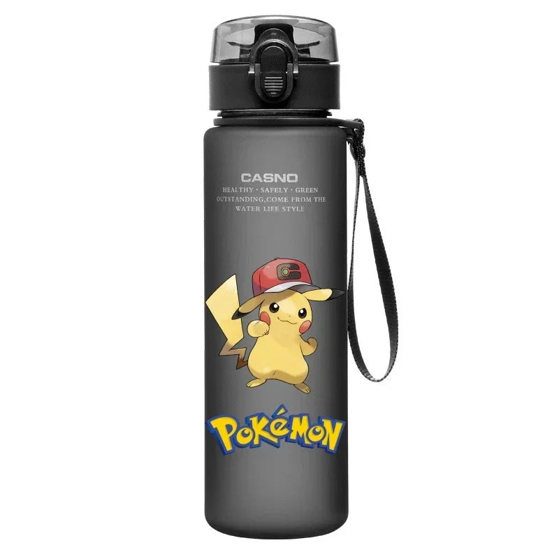 560ML Pokémon Wasserbecher Pikachu Mewtu Gengar Tragbare Plastik-Cartoon-Outdoor-Sport-Großraum-Reise-Wander-Wasserflasche