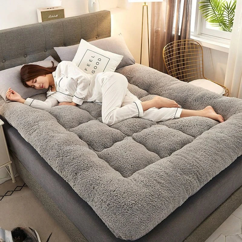 Neueste verdickte warme Lammwolle Matratze Tatami Matratze Studentenwohnheim Matratze Rutschfest faltbar für Schlafzimmer Sofa Bett 매트리스