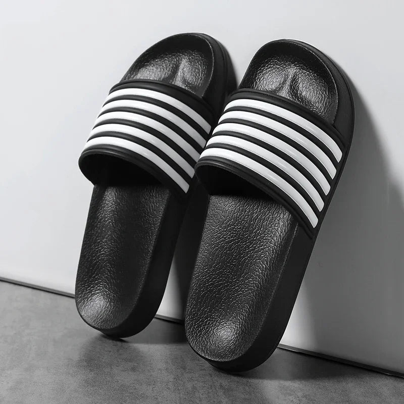 Chaussures Homme Plips Plops Claquettes Douces Antidérapantes Pantoufles Intérieur Extérieur EVA Sandales de Plage de Jardin Grandes Tailles 47 48