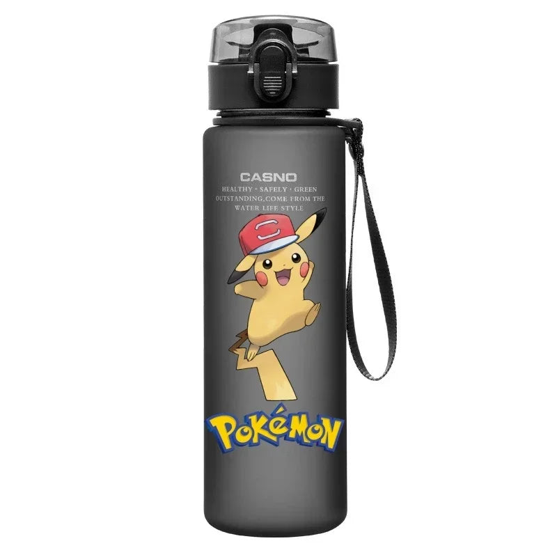 560ML Pokémon Wasserbecher Pikachu Mewtu Gengar Tragbare Plastik-Cartoon-Outdoor-Sport-Großraum-Reise-Wander-Wasserflasche
