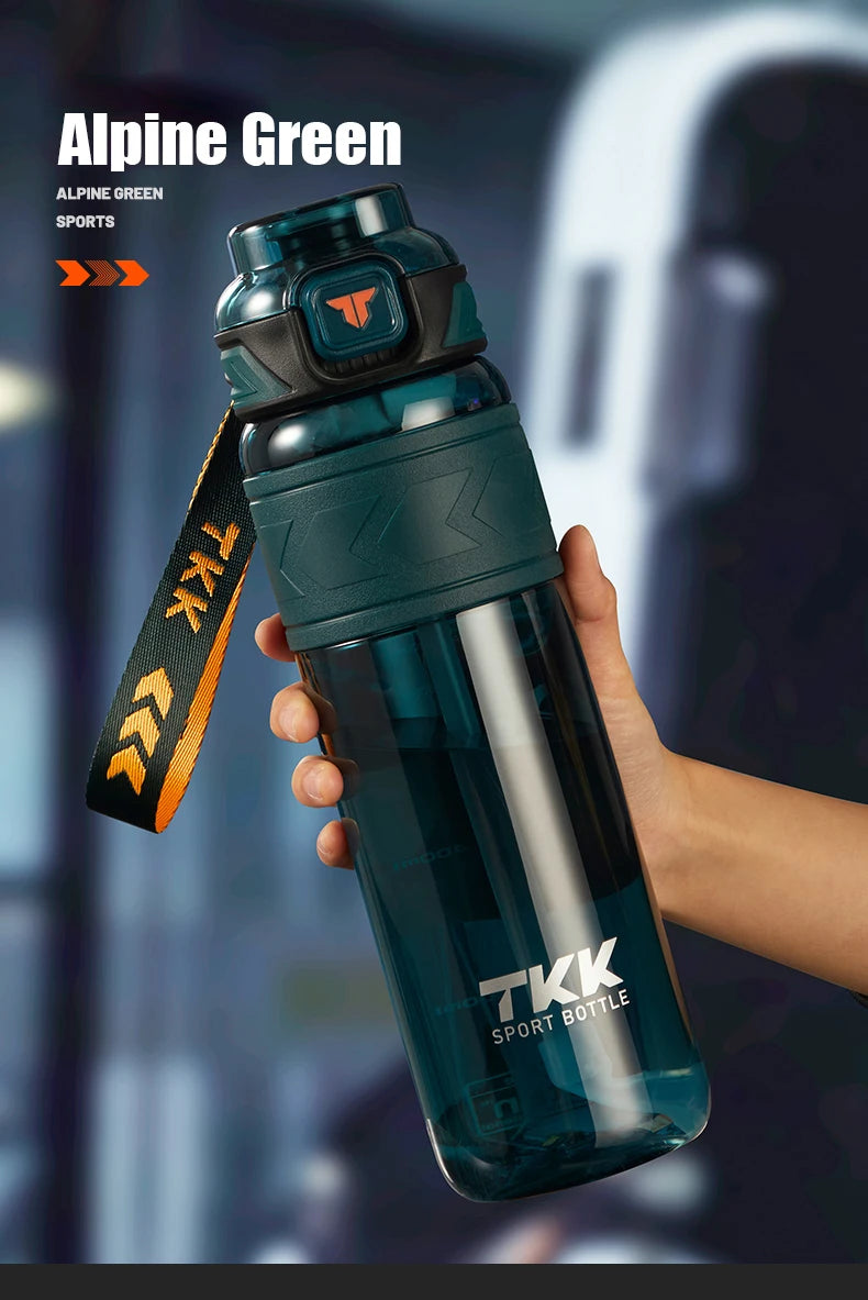 TKK 600/800/1000ml Sport-Trinkflasche Tritan BPA-frei Strohhalm Tragbar Auslaufsicher Kunststoff Trinkgeschirr Outdoor Fitness Kanne