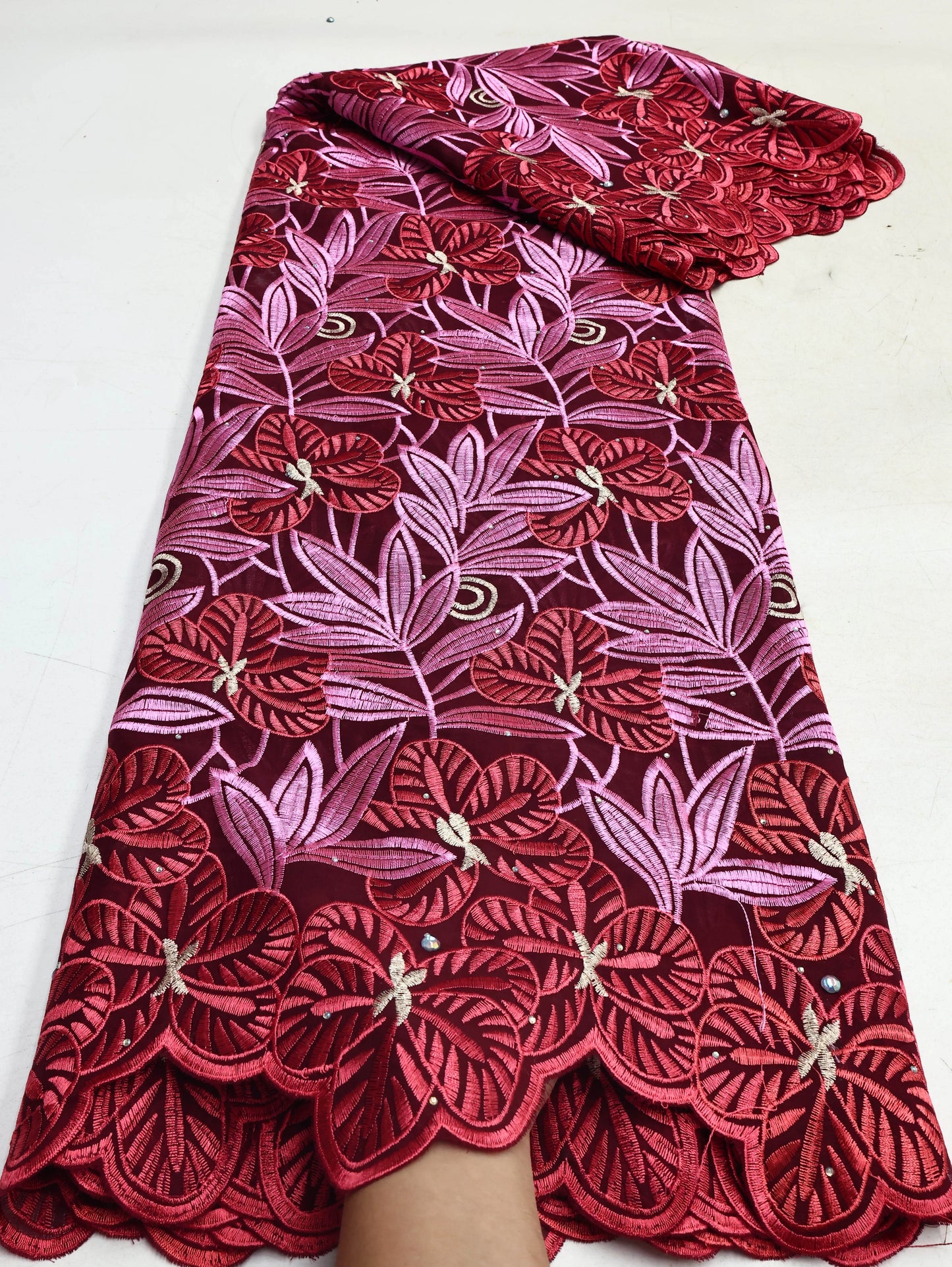 Dentelle Voile Suisse En Suisse Avec Pierres Appliquées Fleur 3D 2026 Tissu De Dentelle Africaine Super Qualité Pour Robe De Mariée En Dentelle