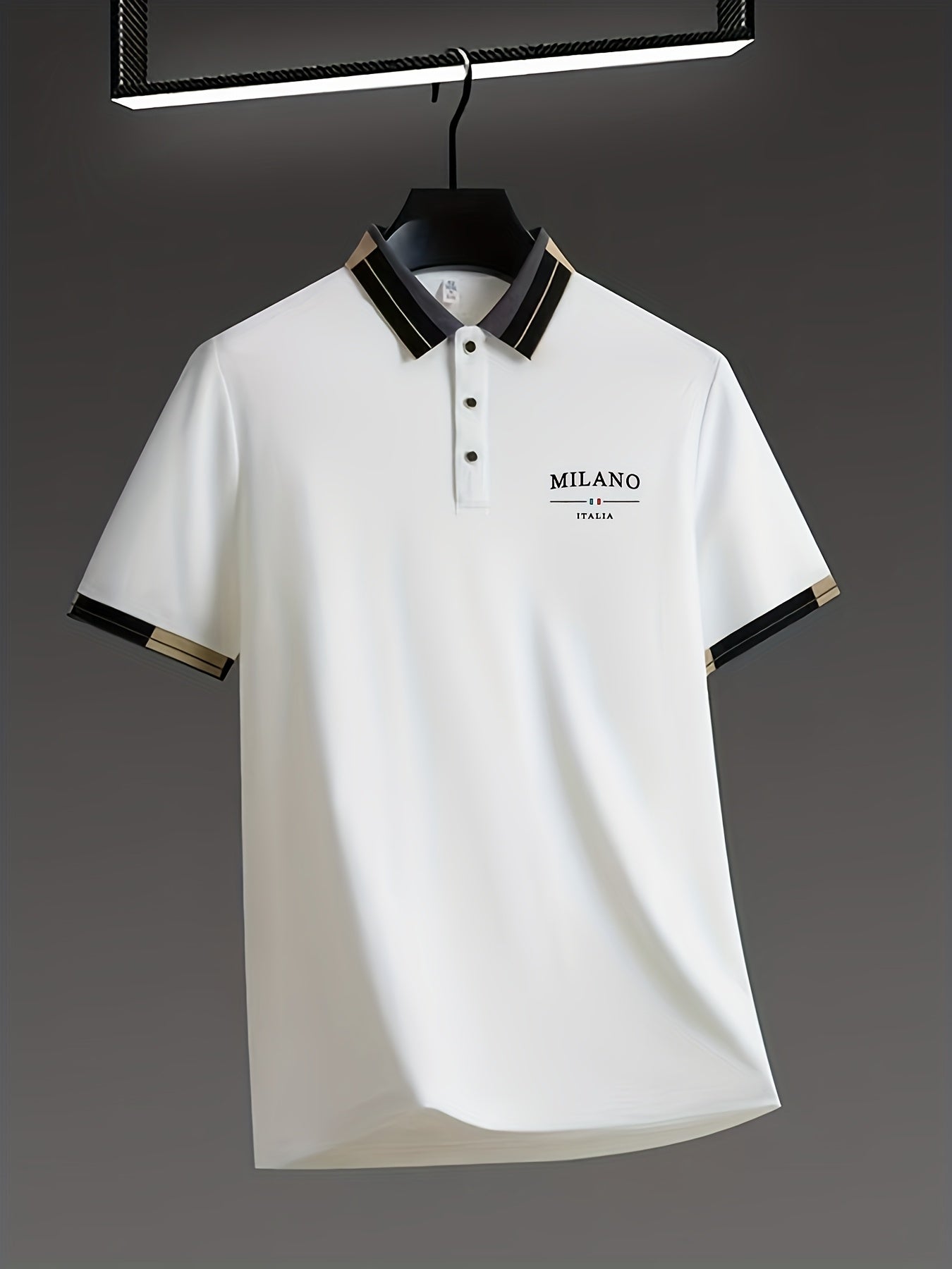 Polo léger et doux pour homme avec imprimé « MILANO ITALIA » | Respirant, décontracté et professionnel pour l'été, coupe classique, col boutonné, idéal pour les vacances et l'usage quotidien, design contrasté tendance, tissu doux