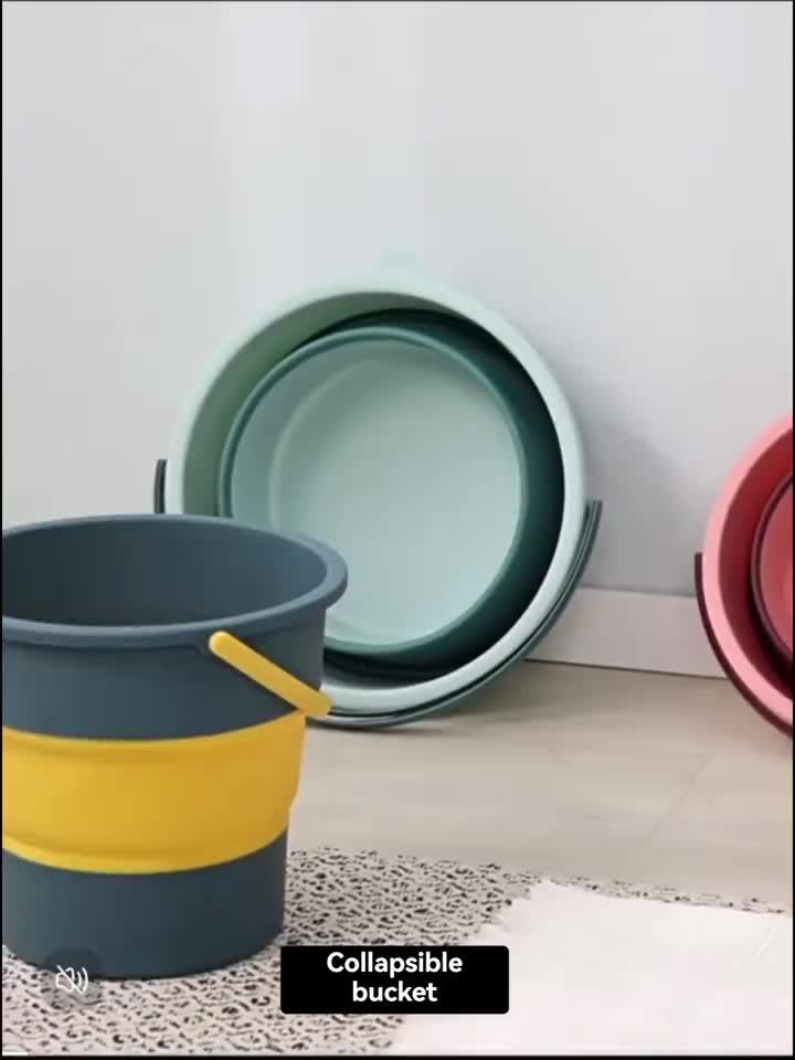 A Single Pack of a Foldable Portable Stretchable Water Bucket, Made of High-Quality Materials, Durable And Space-Saving, Perfect for Outdoor Fishing, Car Washing, And Foot Baths. This Portable Thickened Plastic Structure Is V